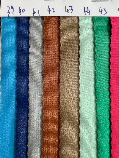 DG-BT recycled nylon glossy Lycra Composition: 82% recycled nylon 18% spandex Weight: 180g/㎡ Width: 150CM detail view-2